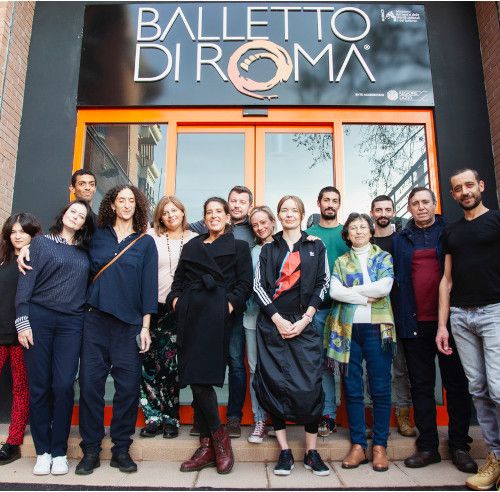 UP2DANCE TEAM NOV21 500x500